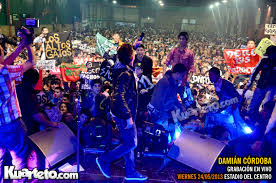 Damián córdoba dio un show en vivo en un bar de córdoba capital, en plena segunda ola de coronavirus y pese a las restricciones para evitar la propagación de la enfermedad en la provincia. Todas Las Fotos De La Grabacion En Vivo De Damian Cordoba Kuarteto Com