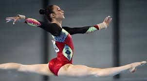 Voor het eerst in haar carrière wist ze zich eerder deze week te plaatsen voor de individuele finale. Nina Derwael Verbijt De Tranen Na Foute Afsprong In Generale Repetitie Fit Challenge Gent Het Was Mijn Dag Niet Olympische Spelen Hln Be