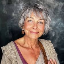 Paula Lay's Instagram, Twitter & Facebook