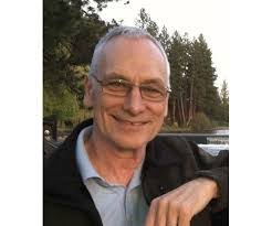 Elizabeth Bukowski's Instagram, Twitter & Facebook