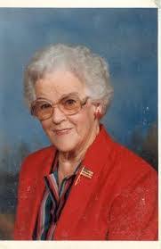 Etta Lundy's Instagram, Twitter & Facebook