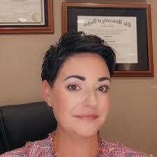 Ashley Scoles's Instagram, Twitter & Facebook