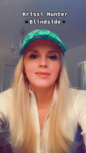 Thank you! Thank you! 🖤 #krissihunter #blindside #toppop #popviral  #newmusic #viraltiktok