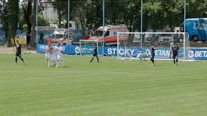 The initial corner odds is 9. Campionii Fc Arges Si Apaticii Universitatea Craiova Video Trupa Lui IonuÅ£ Badea A Surclasat Rezervele Lui Bergodi In Amicalul Din Lunca Jiului Liga 2