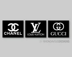 Black And White Louis Vuitton Chanel Louis Vuitton Gucci Logo Fashion By Rhondavousdesigns2 Chanel Decor Pinterest Room Decor Glamorous Decor