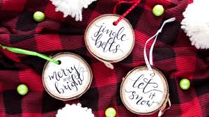 In this video, i'll walk through how to paint your very own wood. Diy Hand Lettered Ornaments Wood Slice Ornament Idea Youtube