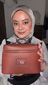 Etoile Mini Vanity Review