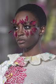 The Most Otherworldly Haute Couture Ss20 Hair And Make Up Looks Flower Makeup Bridal Eye Makeup Beauty Shoot