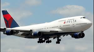 The two best are american airlines and delta. Truesound Delta Boeing 747 400 Landing At Ft Lauderdale Rare Military Charter 4 10 16 Youtube