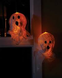 Wie das geht und was sie brauchen, um dieses insekt zu basteln, zeigen wir auf den nächsten seiten. Coole Halloween Gespenster Laterne Hexenhut Diy Anleitungen Nettetipps De