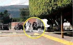 Noticias de san lorenzo digital. Abandonan Cadaver Embolsado En La Plaza Principal De San Lorenzo El Sol Del Bajio Noticias Locales Policiacas De Mexico Guanajuato Y El Mundo