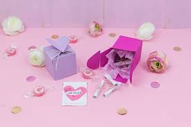 Check out micel's collection geschenkverpackung geschenkverpackung. Diy Geschenkidee Herzschachtel Und Rubbellose Zum Valentinstag
