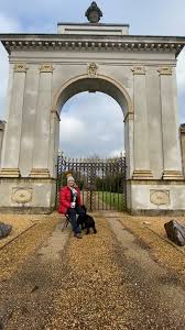 Highclere Castle On Instagram London Lodge Is An Entrance Lodge Built In 1793 By The First Earl Of Carnarvon The Plaster D In 2021 Highclere Castle Castle Building