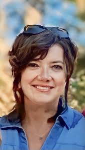 Kara Schell's Instagram, Twitter & Facebook