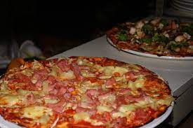 make wednesday a pizza day pizza italianfood italian woodfired italian recipes pizza day food