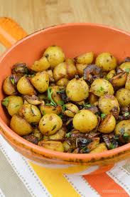 Make Up A Batch Of Syn Free Breakfast Potatoes To Enjoy With Your Bacon And Eggs In The Morning Syn Free Breakfast Slimming Eats Slimming World Breakfast
