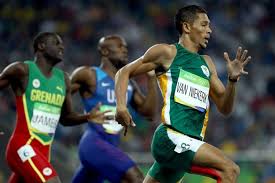 Wayde Van Niekerk Smashes Michael Johnson S 17 Year Old World Record To Win Olympic 400m Mirror Online