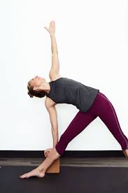 Triangle Pose The Manduka Blog Yoga Block Yoga Triangle Pose
