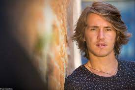 Vitor kley sobre saudade em namoro à distância: Conheca O Idolo Teen Vitor Kley Inspiracao Nas Pessoas