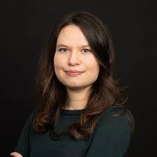 Amazon.com: Mainstreaming the Global Radical Right: CARR Yearbook 2019/2020  eBook : Leidig, Eviane, Leidig, Eviane, Aguilera-Carnerero, Carmen,  Alessio, Dominic, Allchorn, William, Allen, Chris, Arbuthnot, Sean, Ariza,  Cristina, Awan, Imran, Baldet ...