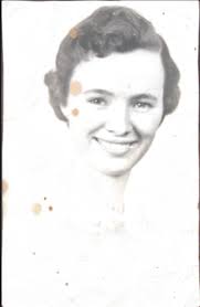 Toilet cleaning: remove black from the bottom of the toilet with grandma's  trick! l'article in comment 👇👇