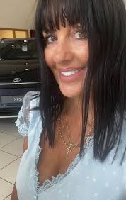 Can someone remove the car from this picture please?