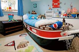 Kamar tidur merupakan tempat di mana anda dapat meringankan tubuh dan membersihkan pikiran anda dari hari yang melelahkan. 13 Desain Kamar Anak Yang Buat Anak Makin Ceria