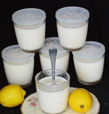 Yogourts Maison Au Citron Yaourt Fait Maison Yaourt Maison Cuisine Et Boissons