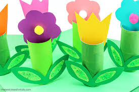Using a writing utensil trace your little toilet paper roll crafts. Toilet Paper Roll Flowers Craft The Best Ideas For Kids