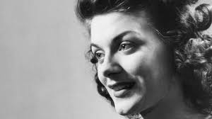 Singer Beryl Davis dies aged 87