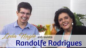 Randolph frederich rodrigues alves, mais conhecido como randolfe rodrigues, é um professor e político brasileiro atualmente filiado a rede sustentabilidade. Com A Palavra O Senador Randolfe Rodrigues Youtube