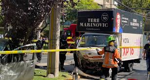 We did not find results for: Camion De Campana De Teresa Marinovic Colisiona A Vehiculo En Providencia Habria Pasado En Luz Roja Nacional Biobiochile