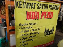 Kamu bisa membuat lontong sayur sendiri di rumah. The Food Picture Of Lontong Padang Uda Fero Bandung Tripadvisor