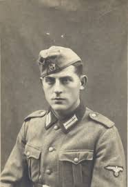 Es gibt so wie ich das mitbekommen habe diskussionen an welchen datum der zweite weltkrieg wirklich begonnen hat, ob es jetzt beim muenchener abkommen war oder erst mit dem polenfeldzug 39 ! Shareen Interviewt Uroma Hilde Uber Den 2 Weltkrieg Medienwerkstatt Wissen C 2006 2021 Medienwerkstatt