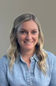 Patty Barlow's Instagram, Twitter & Facebook