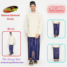 Turquoise adalah warna musim panas, kreativiti dan tenaga. Kain Sarung Atlas Idaman Harmoni Seroja Warna Biru Sarung Atlas Motif Bhs Shopee Indonesia