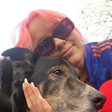 Hannah Luttrell (@hanlutz)