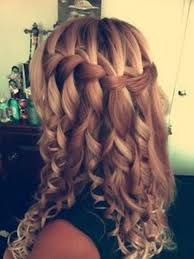So when it came to graduation hairstyles, my skills today i'm sharing 35 graduation hairstyles for different looks and lengths, from natural hair graduation styles to short or medium graduation hairstyles, to elaborate. Curly Hairstyles For Graduation Hair Styles Curly Prom Hair Braids For Long Hair