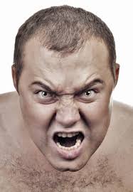 Carnicero Loco Loco Cubierto De Sangre. Duras De Iluminación Para Sentir  Más Inquietante. Fotos, retratos, imágenes y fotografía de archivo libres  de derecho. Image 6007257