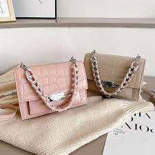 10 model tas selempang kecil untuk wanita tren 2019 rekomendasi model tas selempang kecil wanita yang ke 4 ada tas mungil dengan aksen ring atau cincin tas ini memiliki. Jual Tasready Tas Selempang Wanita Import Croco Rantai Online Mei 2021 Blibli