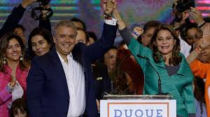 El senador iván cepeda señaló que, efectivamente, la gente continúa saliendo a las calles, en su mayoría, de manera pacífica para protestar por varias políticas del presidente iván duque y para. Colombia Update New Cabinet Familiar Faces As Coa