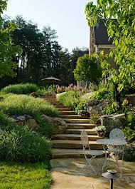 Zugegeben, einen garten in hanglage zu gestalten ist etwas komplizierter, aber der aufwand lohnt sich. Der Reiz Einer Gartengestaltung In Hanglage Freshouse