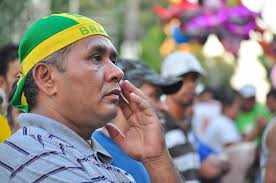 Movimento cai na Praça Popular e Choppão, mas torcedores emocionam-se com  início do jogo; Fotos! :: Notícias de MT