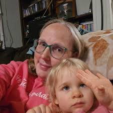 I need someone who can make a cake like this for February