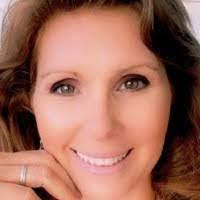 Manuela Goodwin's Instagram, Twitter & Facebook