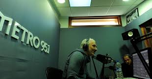 Radio Metro se Apaga: El Adiós de una Era y el Futuro Incierto