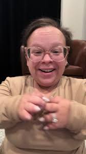 The Funniest Prom Dress Moments from Homecoming