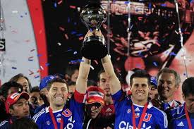 Los azules pueden superar al colo colo de 1992 y el de 2006, que participaron en tres finales pero sólo ganaron dos. El Dia Que Universidad De Chile Toco La Gloria Campeon Copa Sudamericana 2011 Goal Com