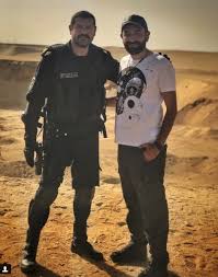 خلافى الدائم مع عمرو يوسف حول إذا كانت حياة تشبهنى أم تشهبه. Ø¹Ù…Ø±Ùˆ ÙŠÙˆØ³Ù Vs Ø£Ù…ÙŠØ± ÙƒØ±Ø§Ø±Ø© Ù…ÙŠÙ† Ø£Ø­Ù„Ù‰ ÙÙ‰ Ø¨Ø¯Ù„Ø© Ø§Ù„Ø¶Ø§Ø¨Ø· Ø¹ÙŠÙ†
