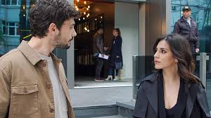 Menajerimi ara | barış falay. Baris Ve Irem Gecmisten Kalan Kozlarini Paylasiyor Menajerimi Ara Star Tv